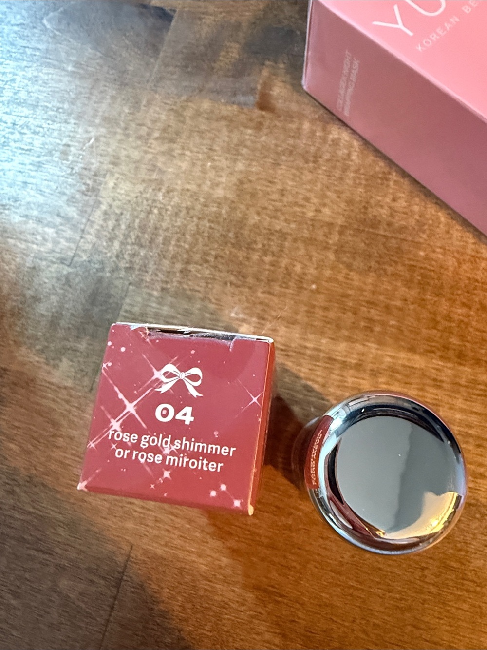 Eyeshadow Stay-In Liquid Eyeshadow — Shimmery Rose Bronze - Picture 2 of 3